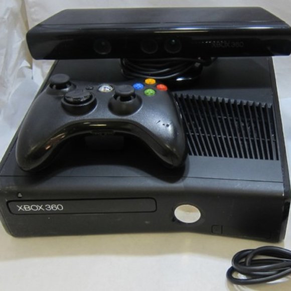 Xbox 360 Console with 2 Controllers, Games, Kinnect, and Cables - Picture 1 of 4